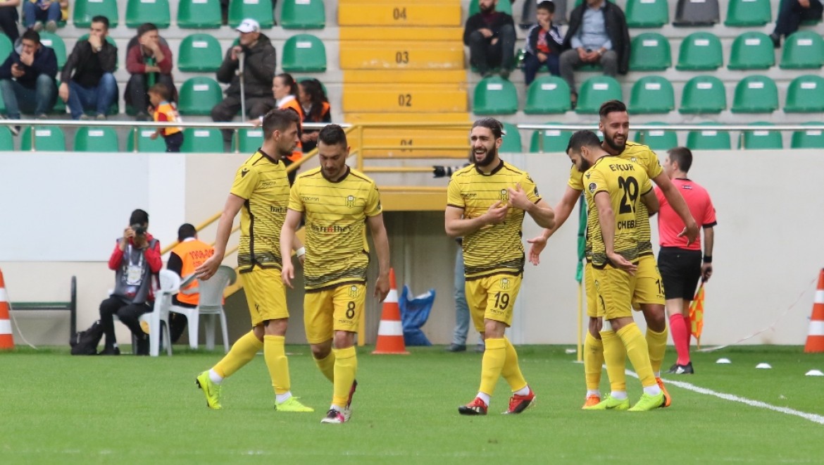 Yeni Malatyaspor Akhisar'dan 3 puanla döndü