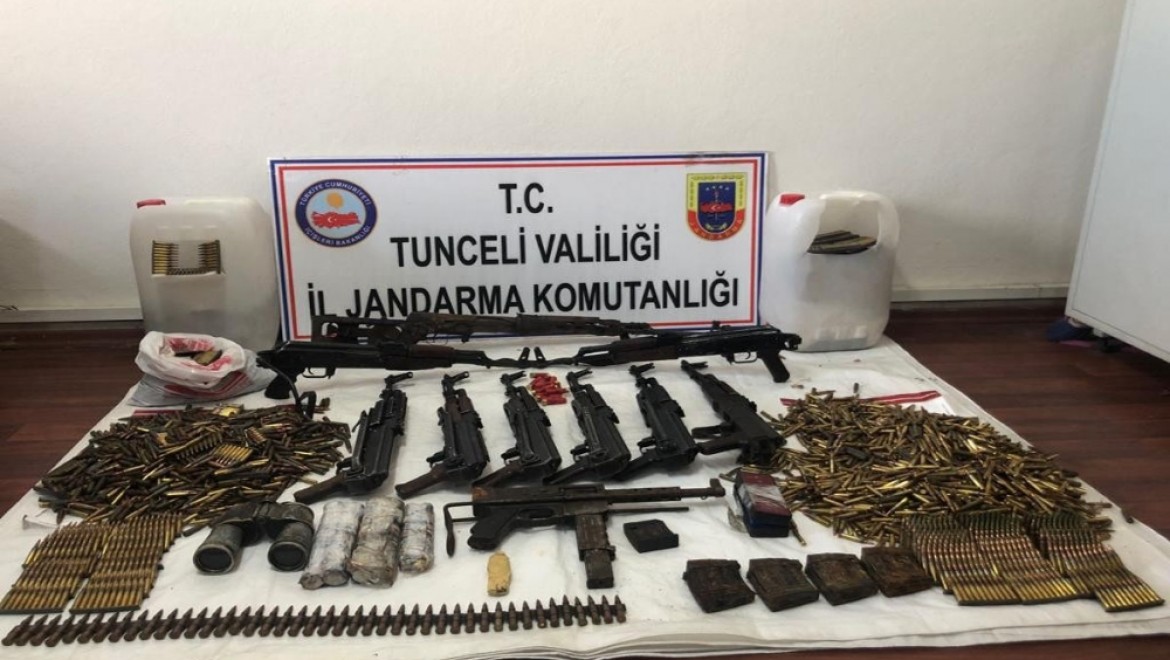Tunceli'de Mağara Ve Silah Deposu İmha Edildi