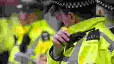 Birleşik Krallık'ta halkın yaklaşık yarısı polise güven duymuyor