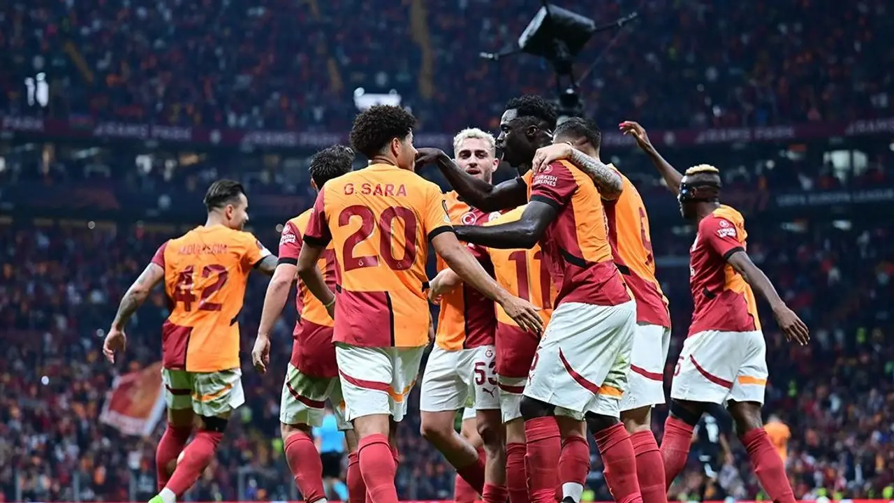 Galatasaray Elfsborg'u 4-3 yenerek puanını 7'ye yükseltti ve zirve takımları arasına girdi.